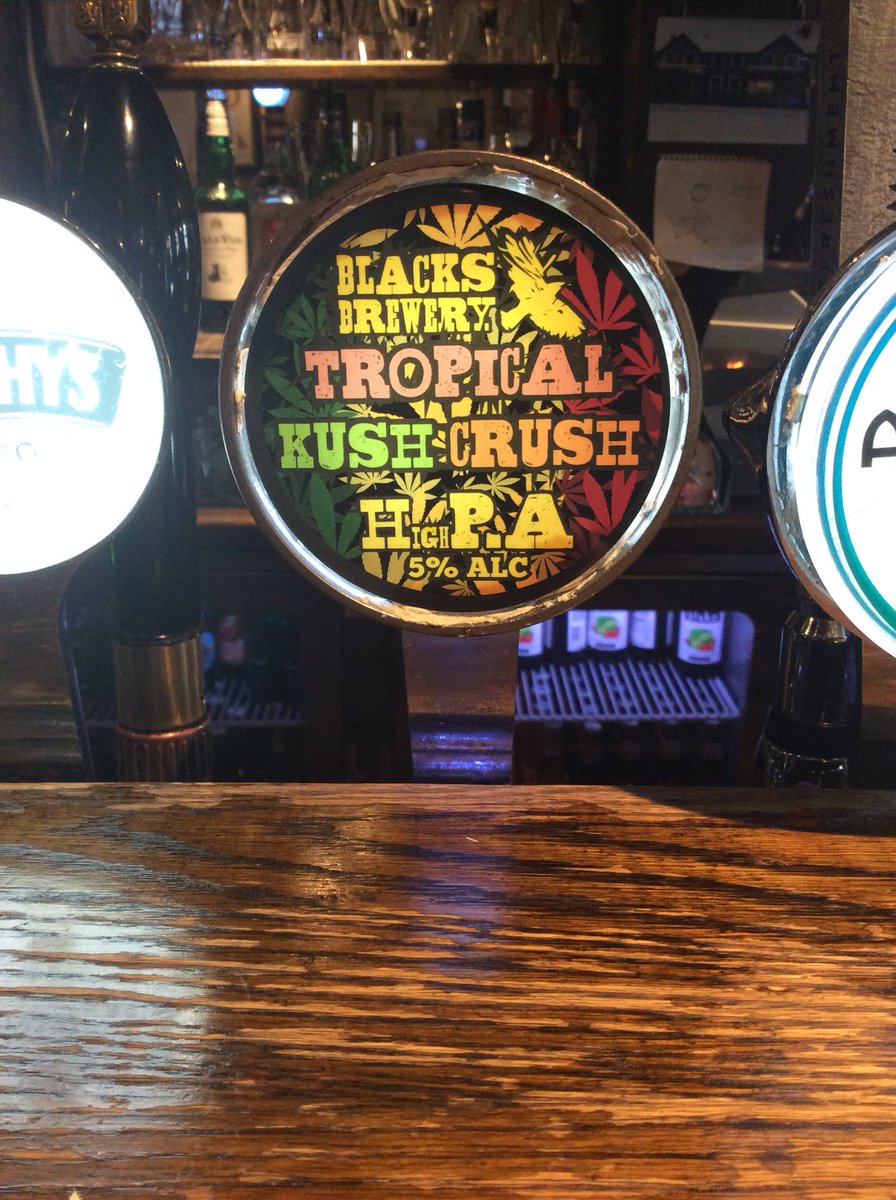 Just tapped up <a href="/BlacksBrewery/">Blacks Brewing & Distilling</a> new tropical kush!!! First keg tapped up in cork <a href="/BeoirFinder/">BeoirFinder</a>