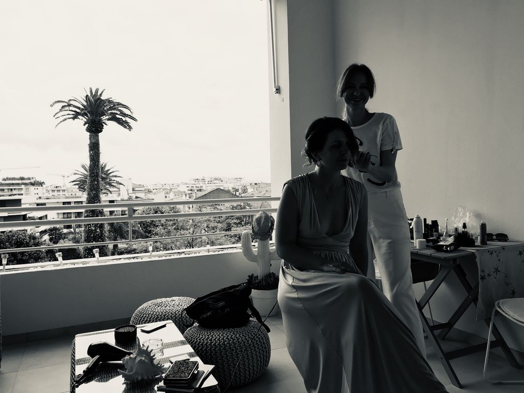 LABCollaborate's tweet photo. Getting red carpet ready at @Festival_Cannes proudly wearing some of Britain’s finest 🇬🇧
Dress by @IssaLondon
Shoes by @JimmyChoo
#Cannes2019 #RedCarpet #JimmyChoo #IssaLondon #Fashion https://t.co/COirGTKZBF