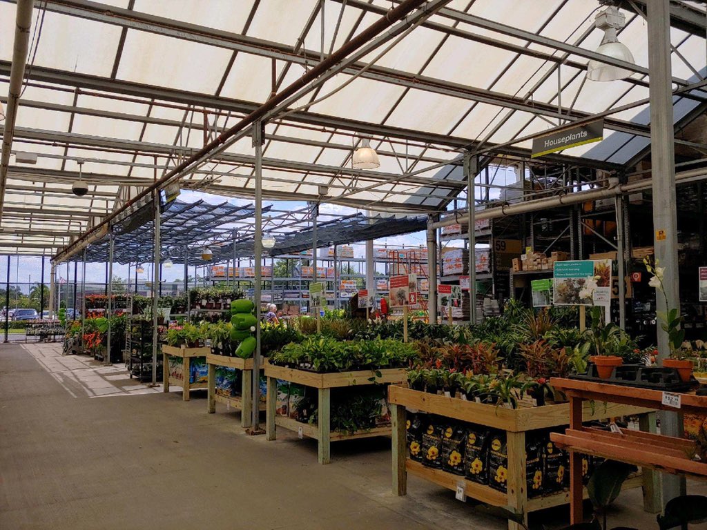 TerryThurst's tweet photo. 6324 is ready for weekend sales https://t.co/0A4mDpzbuI