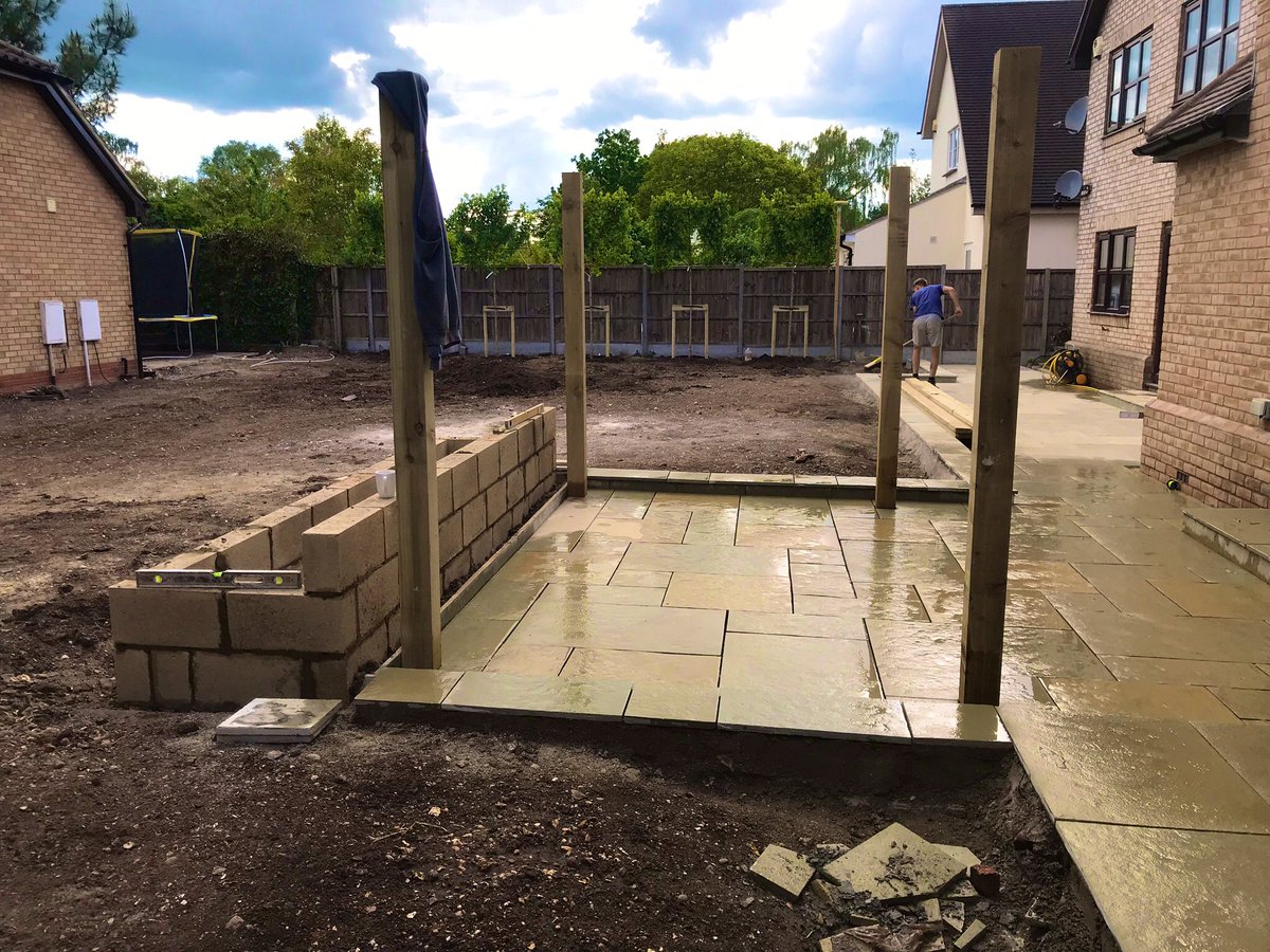 vapingjay1's tweet photo. Starting to really take shape, the slabs from @_LONDONSTONE are looking great, the pleached acers are looking fantastic and the planter that Henry is doing is going to look great too. We are motoring now boys @HGLandscapesLtd https://t.co/jG1LpHdAuf