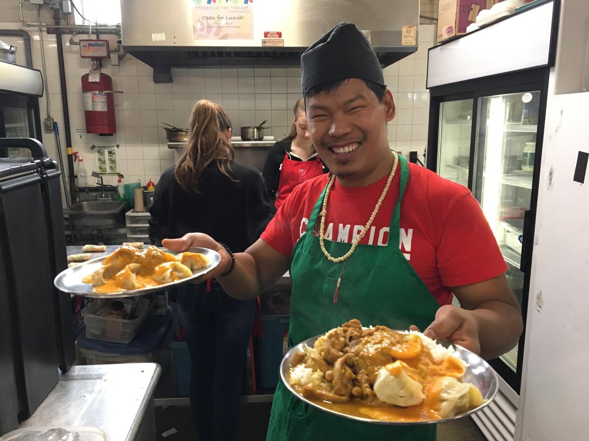 Momos at the Market tweet media