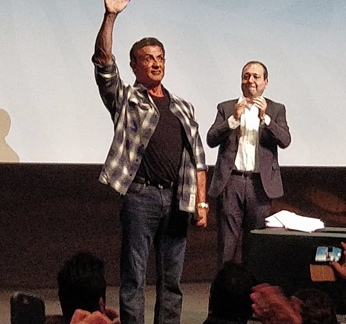 flashbackseance's tweet image. #SylvesterStallone ovationné lors d'une master class passionnante dans laquelle la star a fait preuve de plein d'humour et de lucidité sur sa carrière. Une performance de haute volée. #Cannes2019