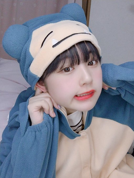 なえなの が持っているカビゴングッズが欲しい