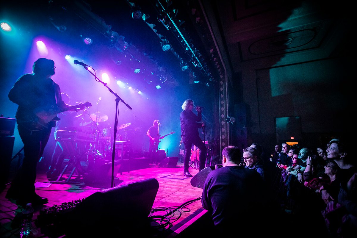 MAGNETMagazine's tweet photo. At Brooklyn's @WarsawConcerts, the @marklanegan Band played a killer 24-song set including #StitchItUp, off #SomebodysKnocking (out 10/18 via @heavenlyrecs). MAGNET photographer @wesorshoski was there and still can't come down: https://t.co/BaqgnLQuk1 https://t.co/sIYTeLDLfA