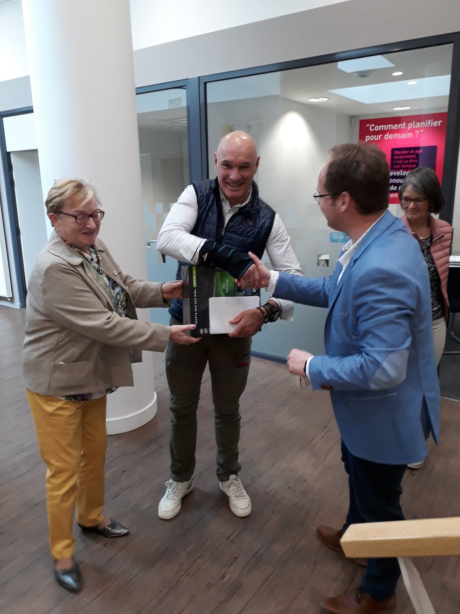 CentreCcm's tweet photo. Remise des prix 100% associations ce matin pour les Caisses de St Brieuc Centre et Ste Thérèse. Bravo aux gagnants et bénévoles des associations ! À vos côtés pour faire vivre nos territoires @CmbSaint @CreditDd22 @WeAreArkea https://t.co/yFHHp7ZLh0