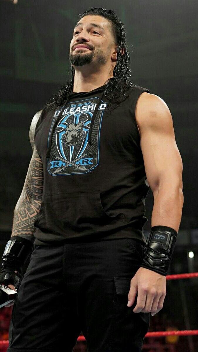 Happy birthday to my favorite wrestler Roman Reigns  