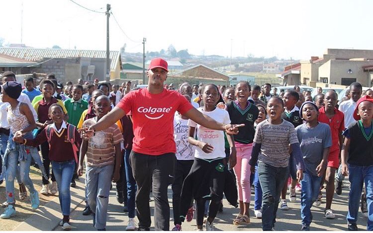 mokoenainspires's tweet photo. It was Unbelievable!! @Colgate @Roadvertiseads #KeepSAsmiling #colgatetours #Colgate12 https://t.co/l2GDKzWWyo