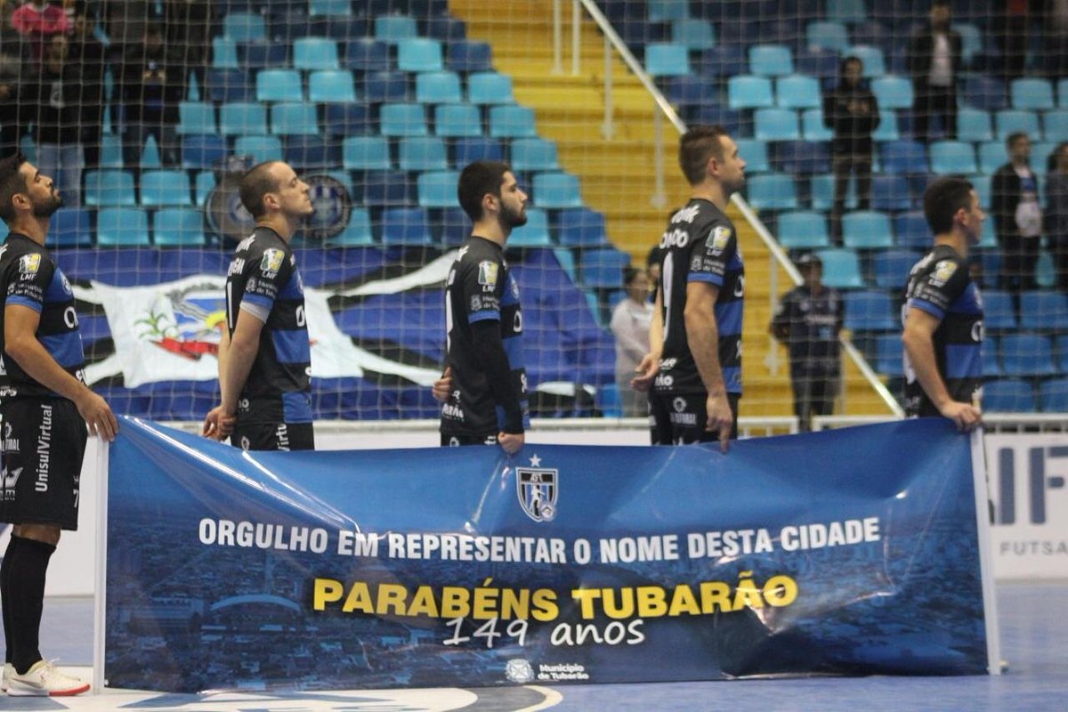 tubaraofutsalof's tweet photo. Terra amada! O Tubarão Futsal tem imenso orgulho em representar esta cidade por todo o Brasil, levando o nome e as cores de Tubarão.
#TubarãoFutsal
#CidadeAzul
#SemanaDeAniversário
#Temporada2019 https://t.co/cwAuP36yfk
