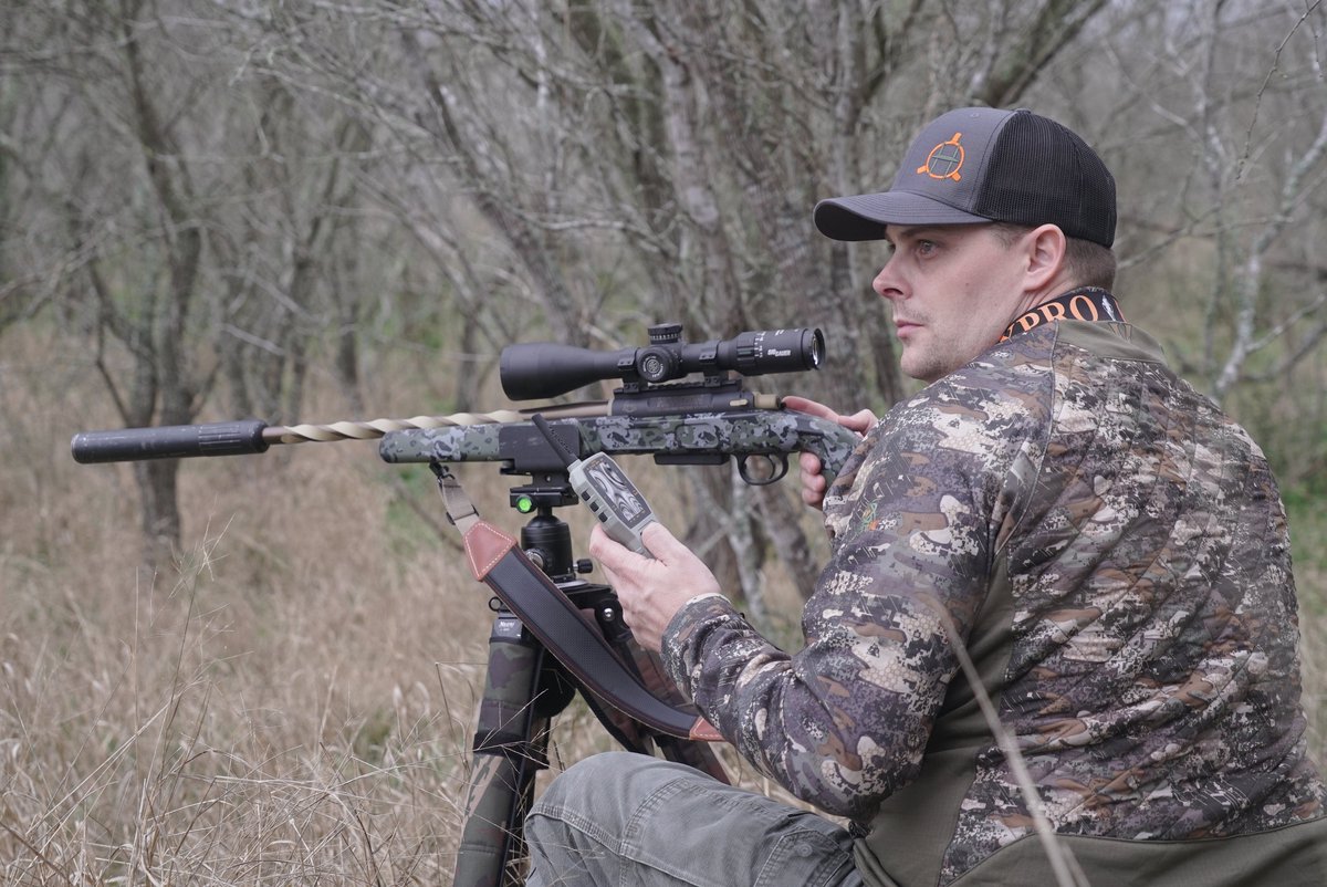 sigsauerinc's tweet image. The BDX System is an incredible innovation delivering unparalleled accuracy. Bring home the trophy of a lifetime with the BDX System. For more information go to bit.ly/2wgsagY #SIGOptics #BDX #NeverSettle