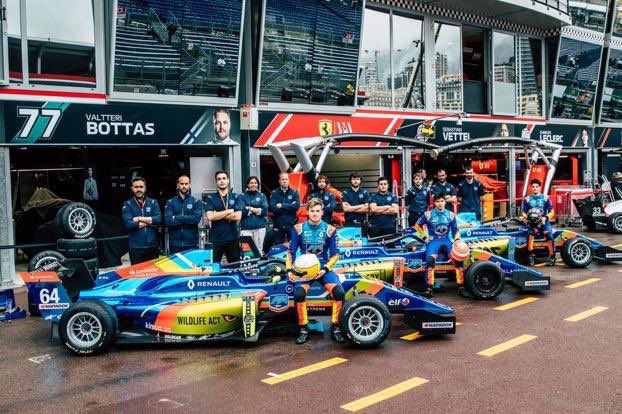 vmatarranz's tweet photo. Ready to race the most iconic track.
Wellcome to our clients to M🤩NAC🤩 and Good luck for the @FARACINGTEAM.
#SPBwiththefuturegenerations #highlevelcompetition #MonacoGP #expertise #lovebrand @santanderpb https://t.co/UlPi4oeArc