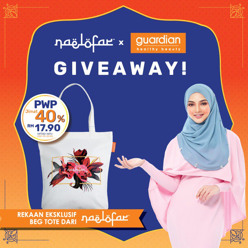 GuardianMYS's tweet photo. [CONTEST] Guardian belanja lagi satu GIVEAWAY! 

Nak menang tote bag exclusive yang bunga merah tengah ni? Senang jer

1. Follow @GuardianMYS 
2. Retweet contest post 

*Contest valid from 25 - 26 May 
*Winner chosen at random

#GuardianMY #NaelofarxGuardian https://t.co/kqdzIqTpop