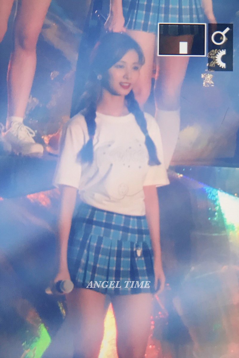 190525 TWICE LIGHTS Preview🌼💕
#TZUYU #쯔위 #TWICE  #트와이스