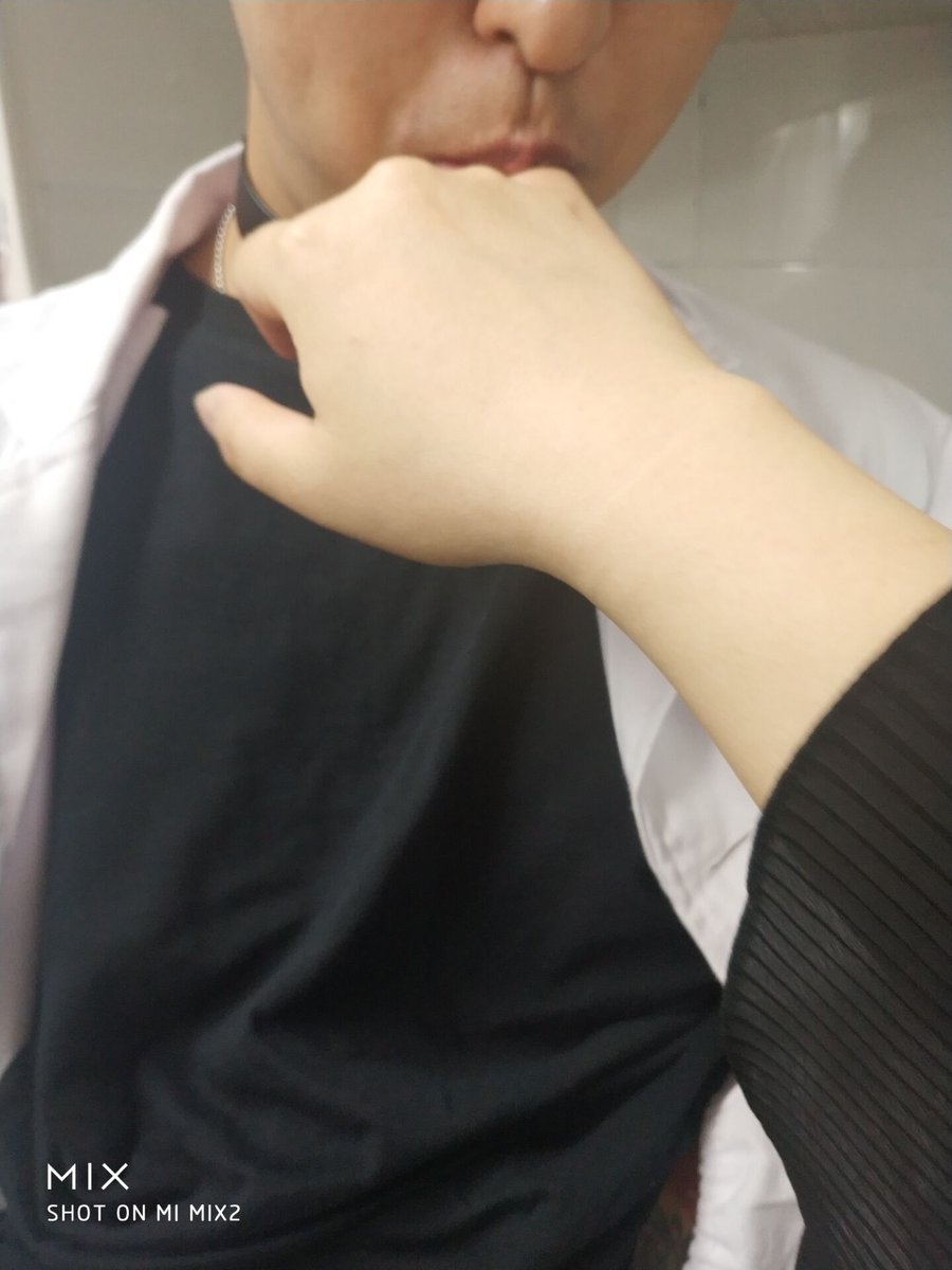 S19810907S's tweet photo. 自己的水自己舔了吧
＃女王 
＃femdom
#女s男m https://t.co/B5eQMzcXSo