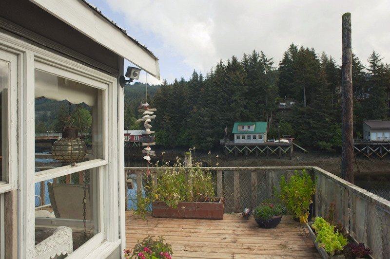 HolidayRoot's tweet image. An iconic #VacationHomeRental built on the historic old board walk. The #VacationCottage is a 4 Bedroom and Sleeps 9. 
#HolidayRoot #Alaska #Kenaipeninsula #Seldovia  #Vacationmode #VacationTime #Holiday #Stay #BookNow #Travel 

Inquire Today &amp;amp; Book! ☺
holidayroot.com/accommodation/…