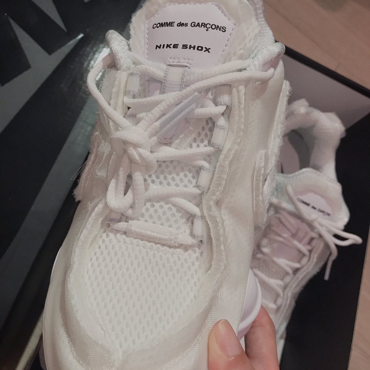 MaiAwatsu's tweet photo. CdG × NIKE 🖤🖤🖤

伊勢丹の抽選ハズレたんだけど、本店行ったらあった🥰
作りヤバイ(語彙力) https://t.co/uw9LH2qpJ1