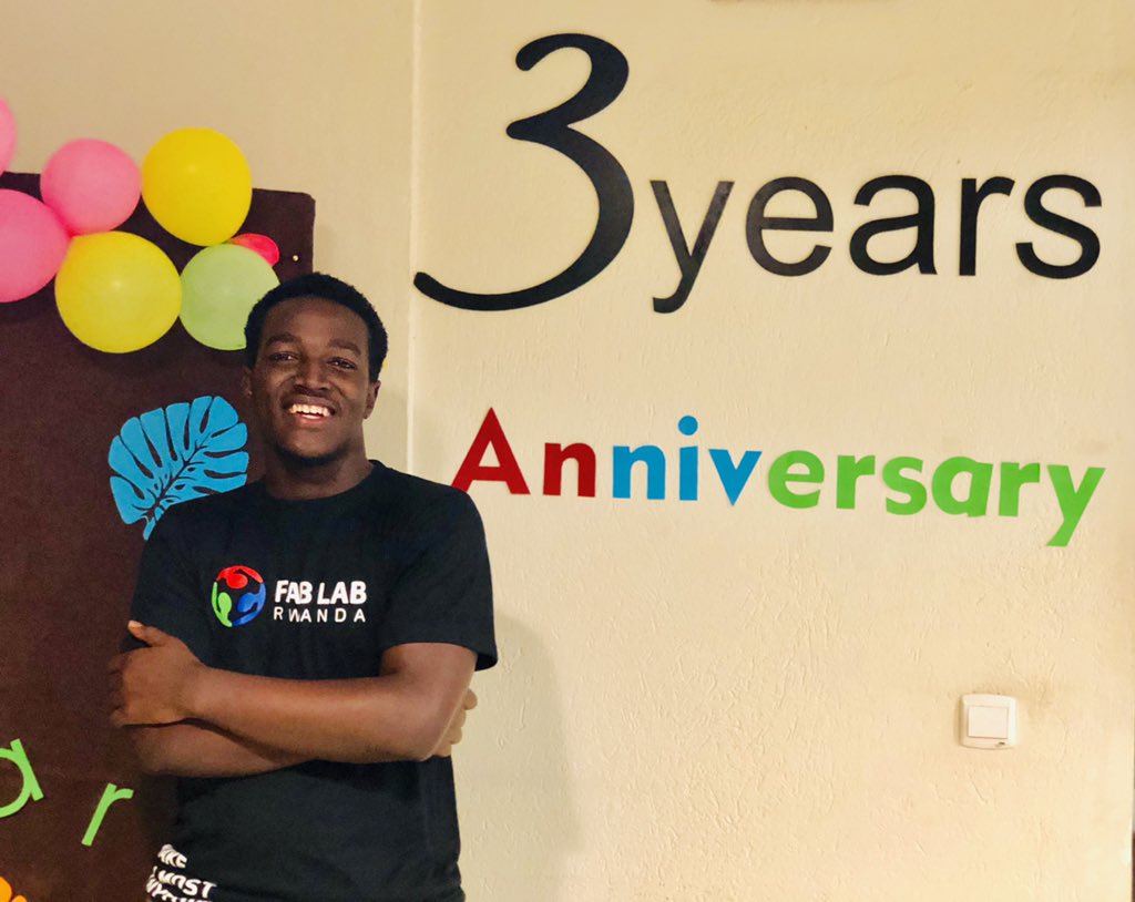 regislurc's tweet photo. FabLab turned 3 yesterday 🎉!! I joined in the late 2016 not knowing what to expect. Today, I realized that all I received from FabLab was a huge number of opportunities and friends. Happy 3 @fablabrw 🥳🥳 big thanks to @antale @ClaudetteIrere @rwictchamber for the big support!! https://t.co/7Dzj1pu2s8