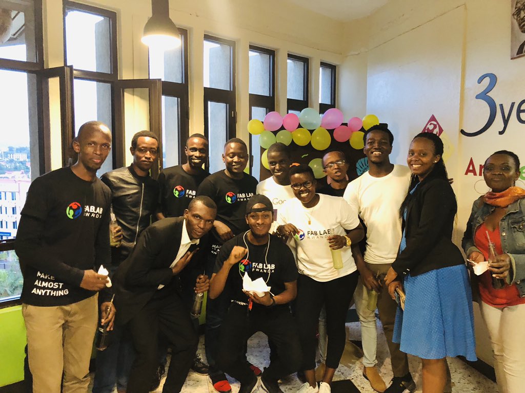 regislurc's tweet photo. FabLab turned 3 yesterday 🎉!! I joined in the late 2016 not knowing what to expect. Today, I realized that all I received from FabLab was a huge number of opportunities and friends. Happy 3 @fablabrw 🥳🥳 big thanks to @antale @ClaudetteIrere @rwictchamber for the big support!! https://t.co/7Dzj1pu2s8