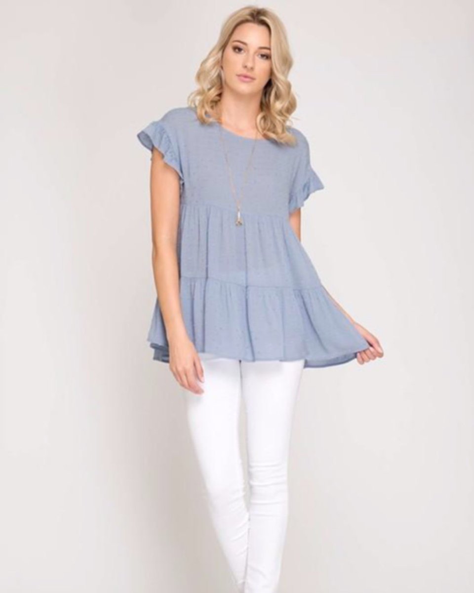 studiotostreet's tweet image. This light-weight flowy feminine top is PERFECT for the summer! This is just one of several summer new arrivals! Use the code "MemorialDay" for 20% off EVERYTHING! Shop them all here: ow.ly/pTzM50un7Cl