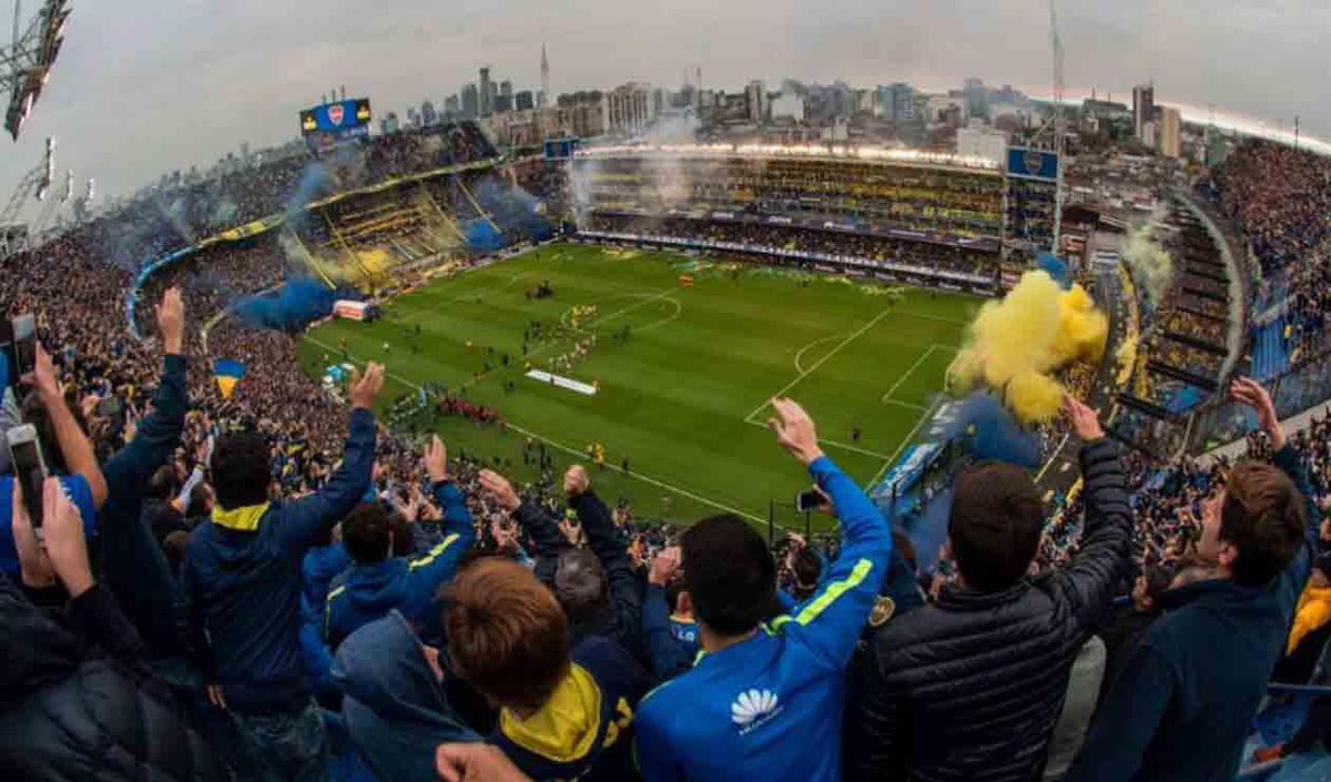 cafeveloz_ok's tweet photo. Hoy cumple ¡79 AÑOS! Estadio de Boca, la más conocida “Bombonera” o como su nombre manda Alberto J. Armando. Salud para todo los boquense en el día de su casa. https://t.co/rEfWUG2Kt5
