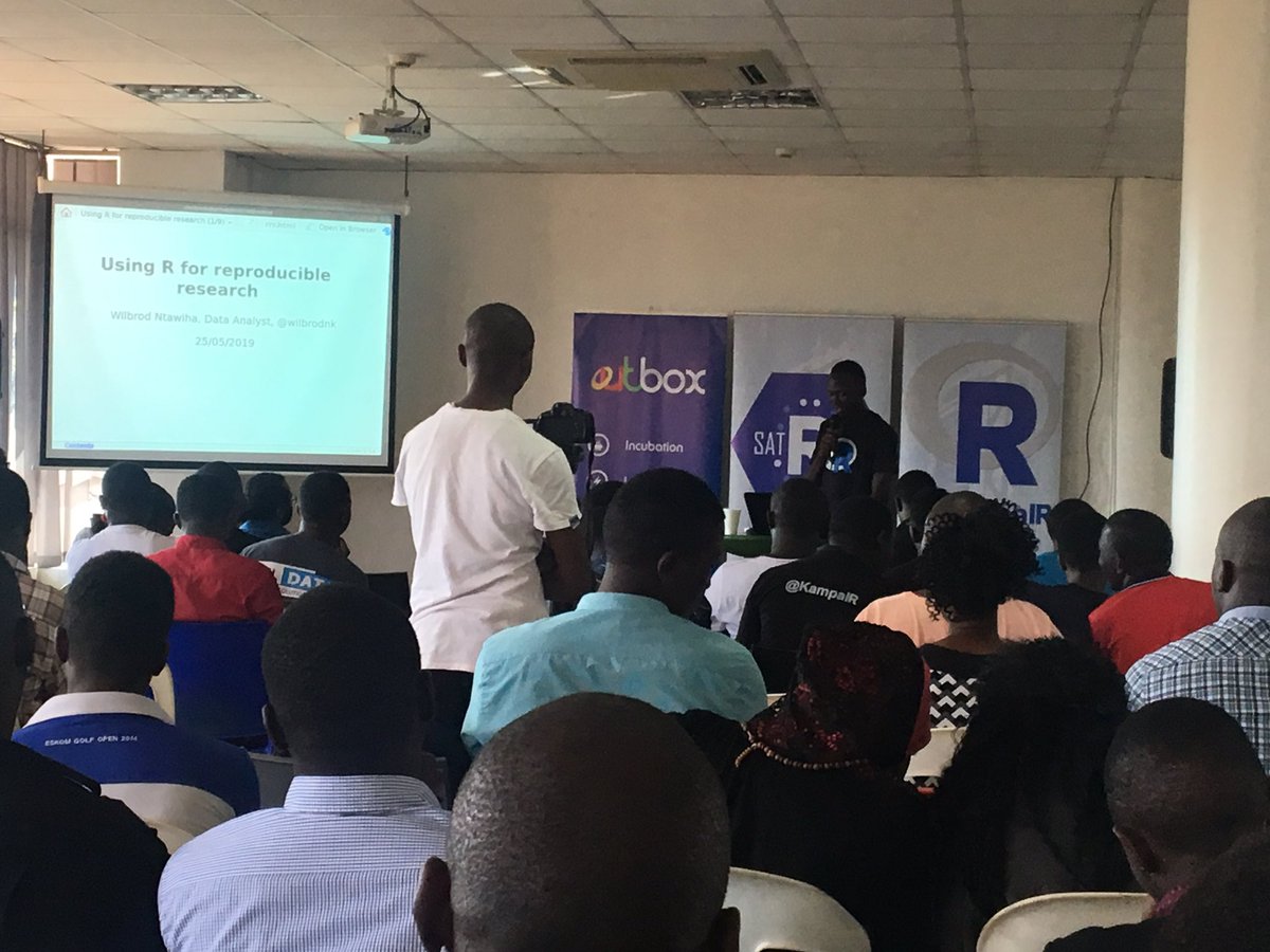 alekisii's tweet image. @wilbrodnk talking about using R for reproducible research.  How to make data, code, methods &amp;amp;findngs available for others to reproduce your findings. Very insightful! #reproducibledata #SatRDayKla @akawala_kano @AfricaRUsers @kampalR @OutboxHub