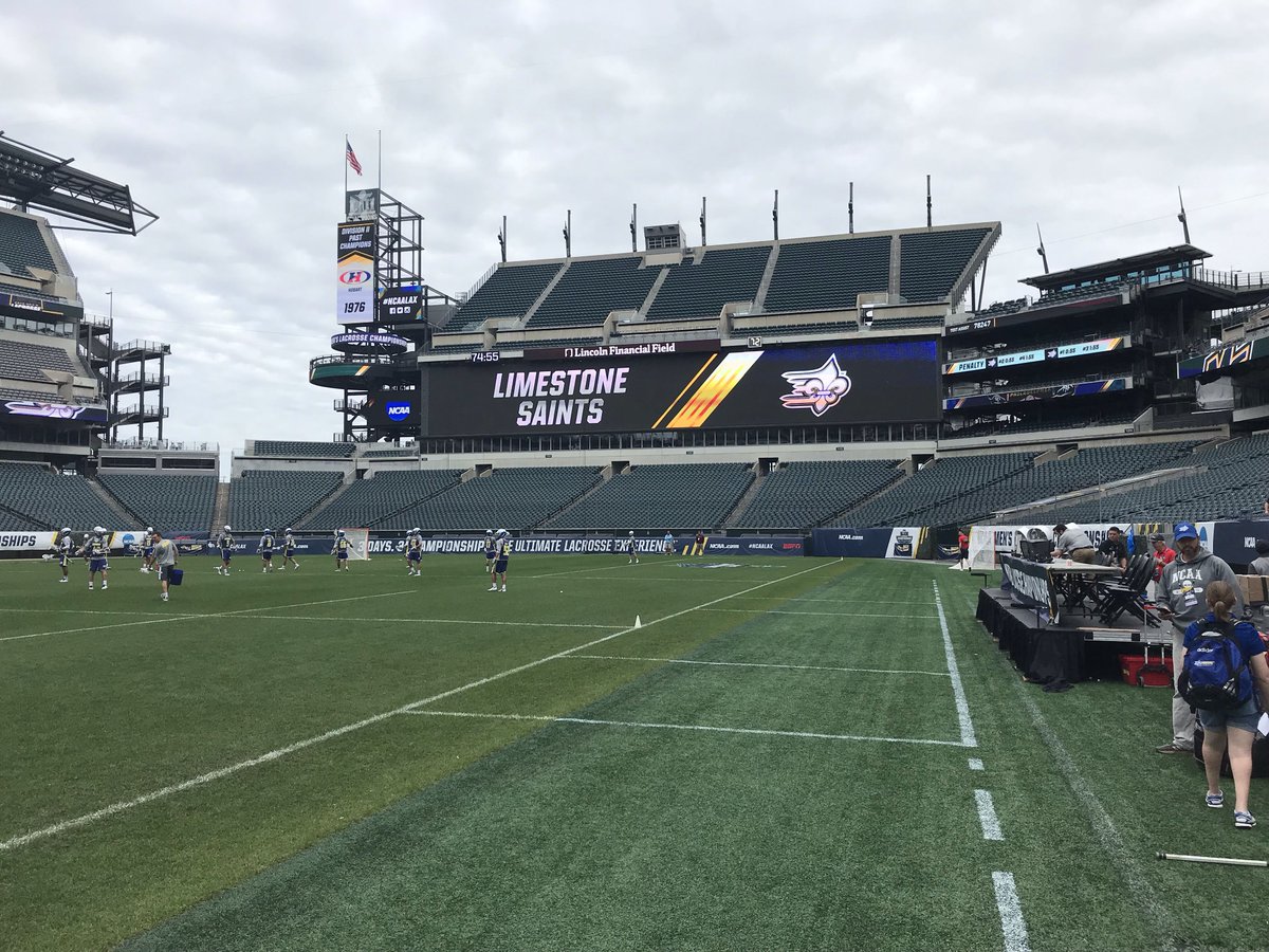 LimestoneSaints's tweet photo. One more day!! @LimestoneLax getting practice time at Lincoln Financial Field before the @NCAADII Championship Game on Sunday! #limestONEnation https://t.co/PsxVnO4OPh