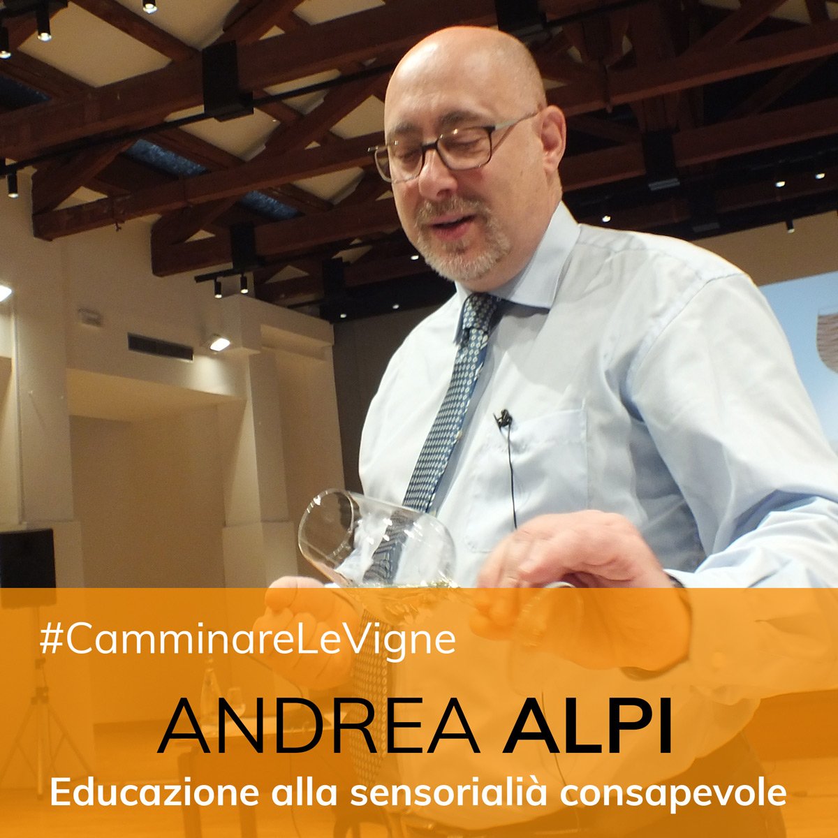 #CamminareLeVigne
EDUCAZIONE ALLA SENSORIALITÀ CONSAPEVOLE

"L'educazione alla sensorialità consapevole è il primo passo e non riguarda il vino. Riguarda noi."
Andrea ALPI

#AltaScuolaVeronelli
#AndreaAlpi #LuigiVeronelli #educazione #AltaFormazione