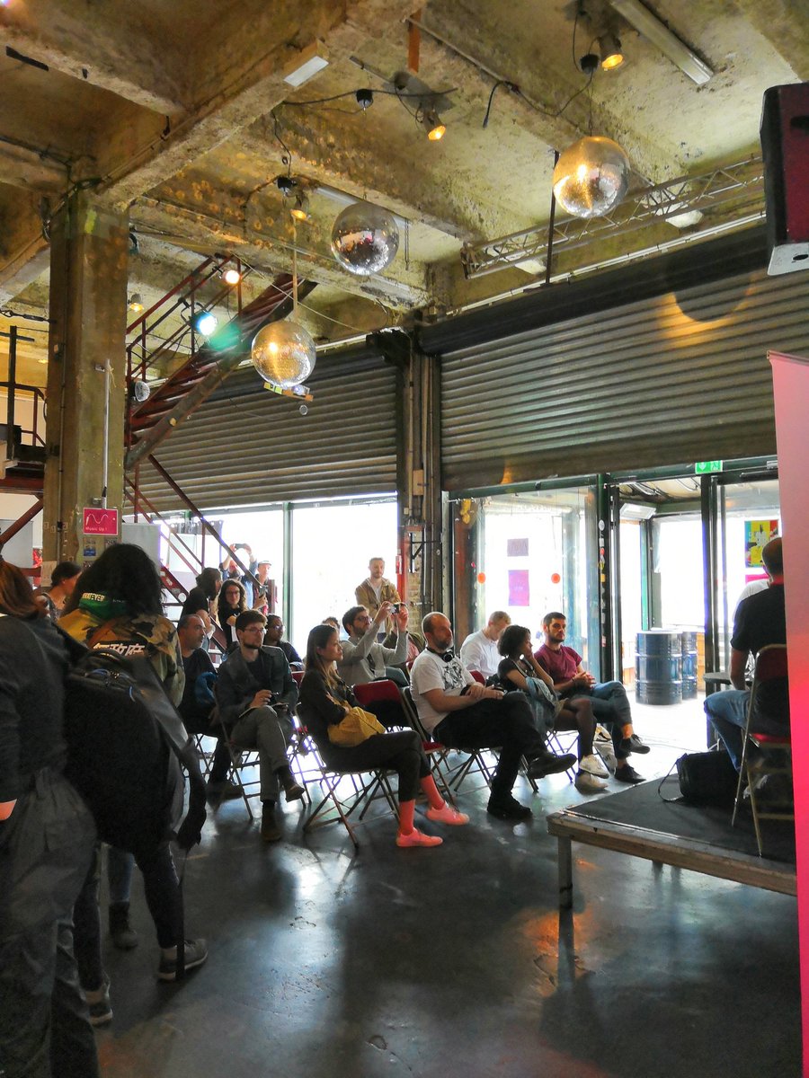 foodzikfr's tweet image. Venez nous rencontrer toute l'aprés-midi au @PointEphemere pour #MusicUp : conférences et concerts sur la musique de demain ! 🎶 cc @MusicUpEvent