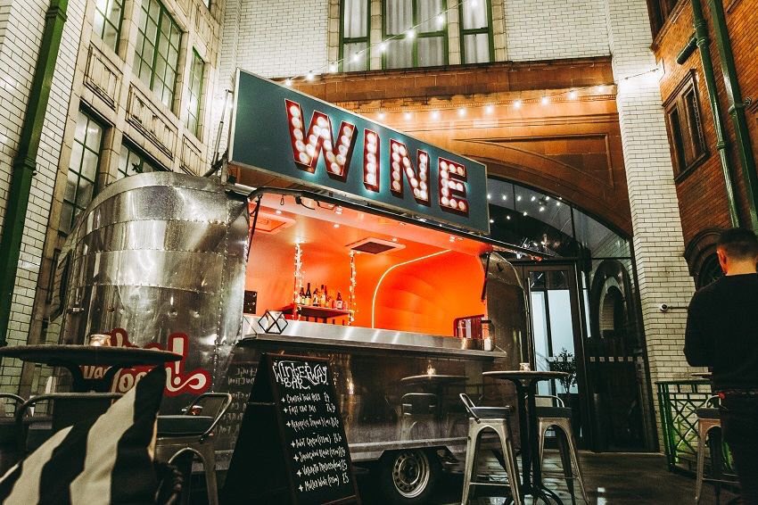 We are selling our lovley wine Van DM if interested 
please retweet