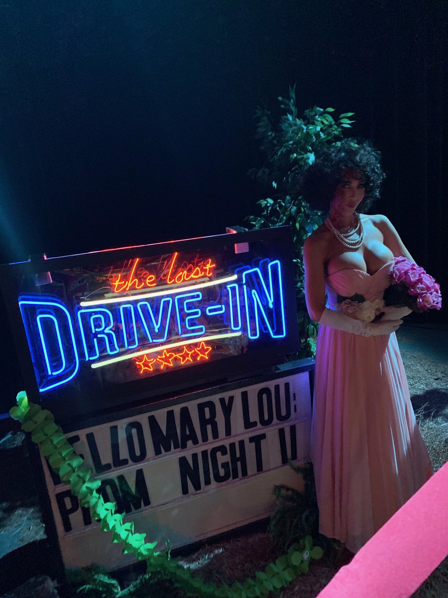 therealjoebob's tweet photo. First stop in Darcy's reign as 2019 #TheLastDriveIn Prom Queen is tonight in Houston, where there are exactly 13 tickets left for How Rednecks Saved Hollywood. See ya later, alligator. @Shudder @kinky_horror https://t.co/9yltNhaj2y https://t.co/seF8ndNfow