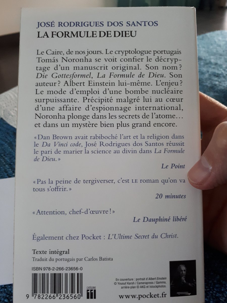 Égypte, cryptologie, Einstein... Je me lance dans ce petit pavé de 714 pages, mon premier <a href="/J_R_dosSantos/">José Rodrigues Dos Santos</a> , La formule de Dieu, trad. C Batista, chez <a href="/Pocket_Editions/">Pocket</a> .