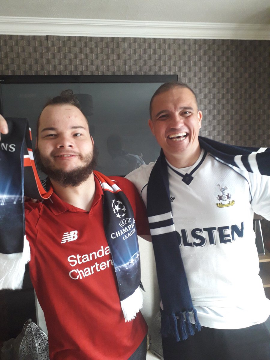 AgingBull73's tweet photo. Great friendly rivalry between Jack from our @NU_Foundation #cerebralpalsy #CPFootball sessions and myself as a coach for #NewcastleFoundation #footballfamily #footballforall  #7days #ChampionsLeagueFinal #countdown @emjavi @Bell4Steve  @SpursOfficial @LFC https://t.co/MWy0ddzkUY
