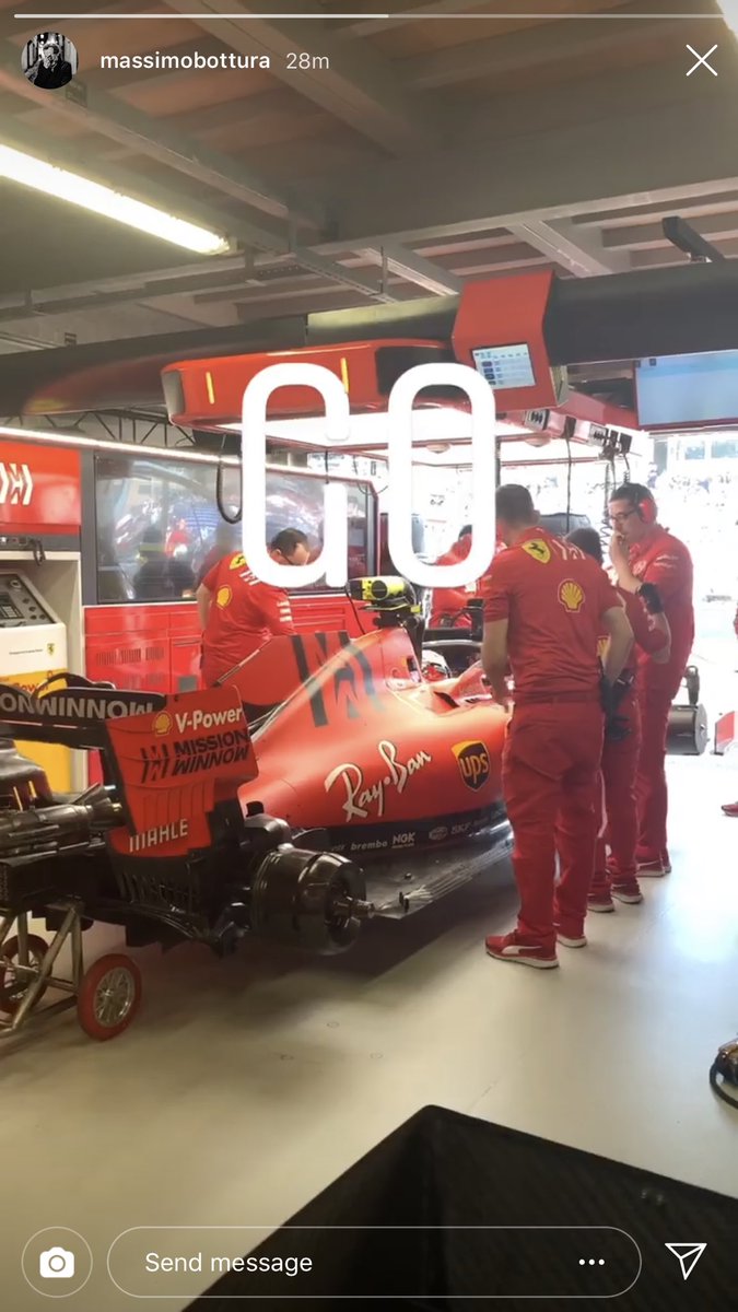 Dünyaca ünlü şef Massimo Bottura, Ferrari garajında