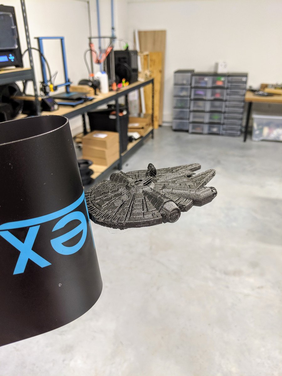 Zimple3D's tweet photo. 🎮 Geek Pride Day 🎮
We are all fans of some #geek culture. Here at #Zimple we are celebrating it our way, printing some geeky stuff 🤗
And you, do you celebrate it?😁
#ziflex #zimpure #3dprinting #3dprinted #geekday #impression3D https://t.co/eIxjo9b56A