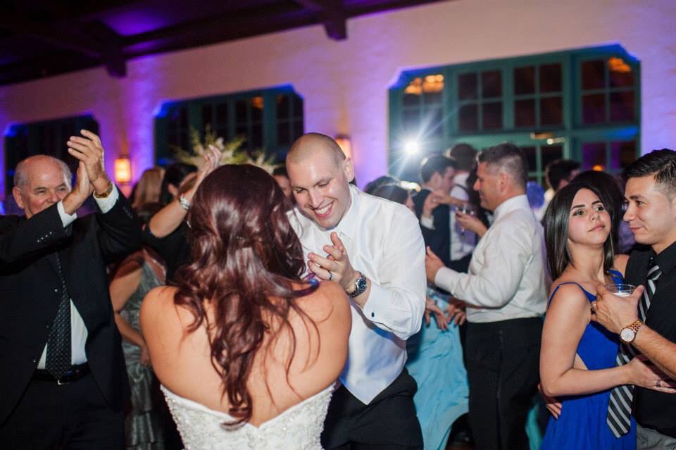 KristiTumblo's tweet photo. Being your girlfriend was cool, being your wife is way more fun.. Happy Anniversary! 6 years has really gone by fast! 👰🏻🎩💍💜🥂 #Saltina #SaltinaWedding #MDW2013 #HoraLoca #BestWeddingEver @CoachDewalt https://t.co/YPa4kS6yrP
