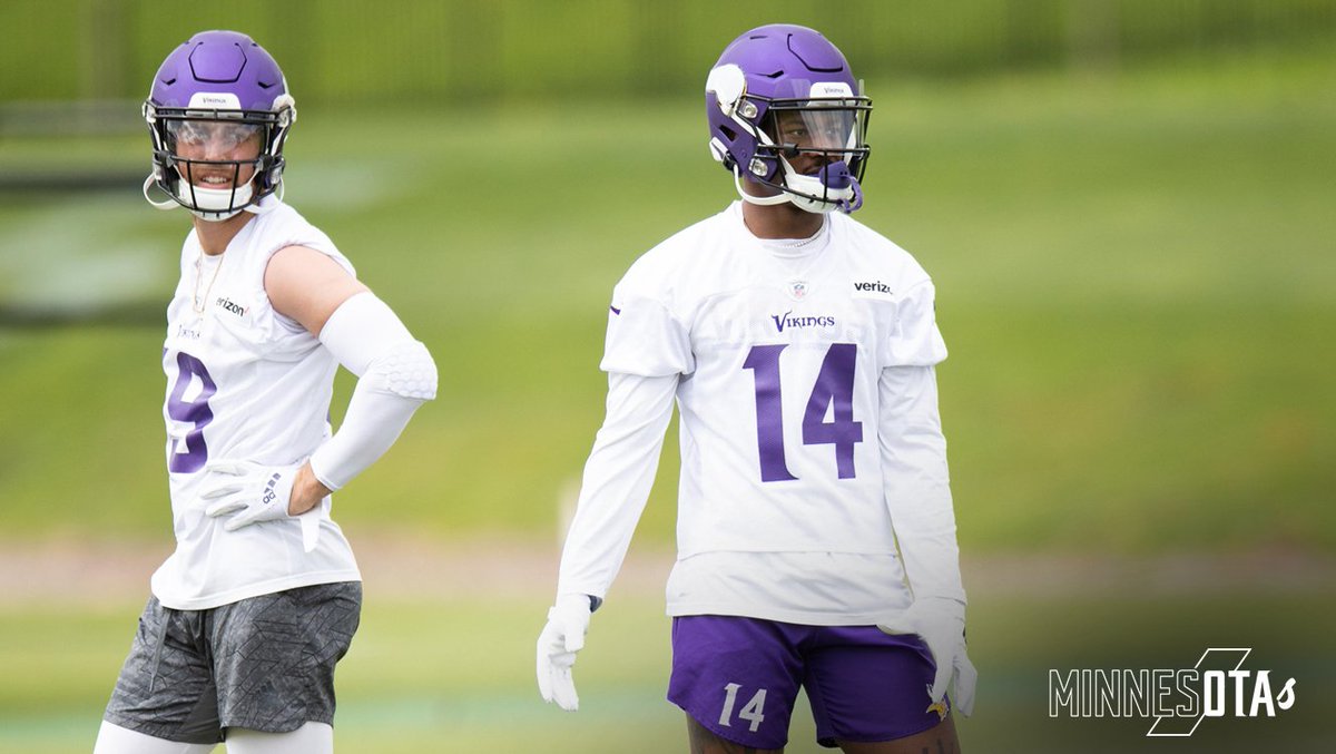 Best duo in the game.

#Skol