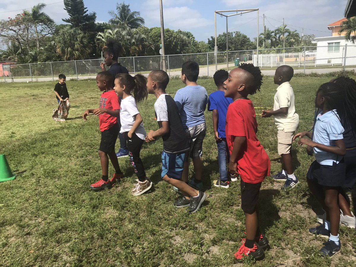miami_park's tweet photo. And of course we had some fun too! Field day was all about healthy competitions and sportsmanship...making memories as we close this 2018-19’ school year! https://t.co/iZpc4PlMW6