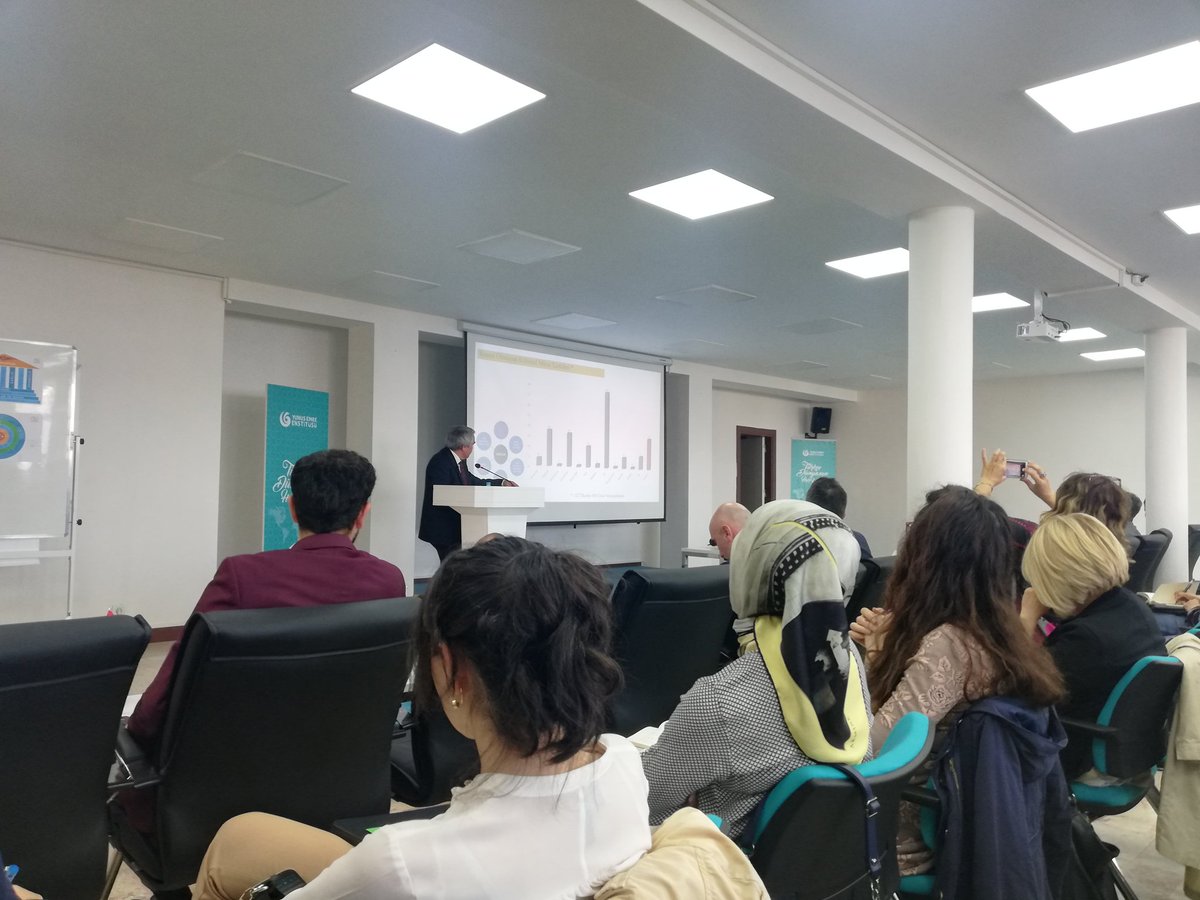 hs_istanbul's tweet image. Öğrenelim, aktaralım, değerlendirelim... Prof. Dr. Öcal Oğuz.. #culturaldiplomacy #PublicDiplomacy #pdWall #KDA #yee @kdaorgtr @yeeorgtr #strategiccommunication