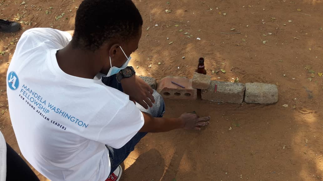 lillianmoremi's tweet photo. Shout out to #MandelaWashingtonFellowship alumni, #PrincessMarinaHospital Children's ward and #GaboroneCityCouncil. We sure had fun with youth from #WorldChangers. Change begins with us. #YouthInAction #ServantLeadership #MWFDay #YALIBWLitterTag @WashFellowship @USEmbassyBW https://t.co/qmG9tu37fM