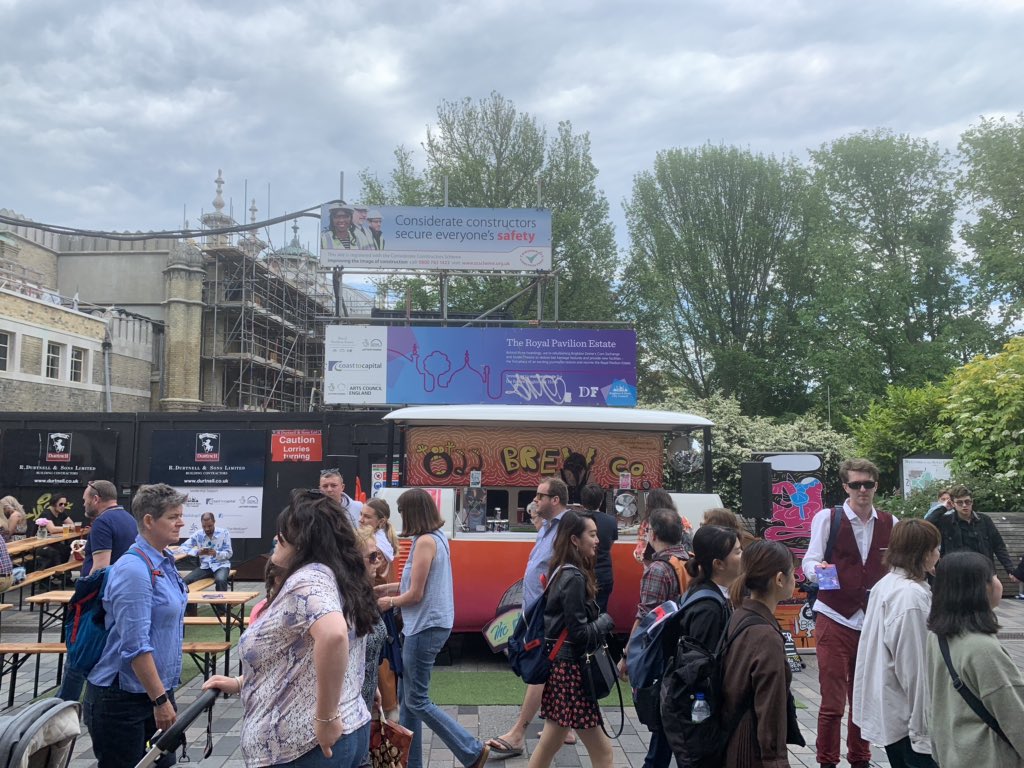 Beer in full flow on New Road #brighton #brightonfringe from #OddBrew Co. here until 6pm, come and say Hi! #lovebeer #craftbeer