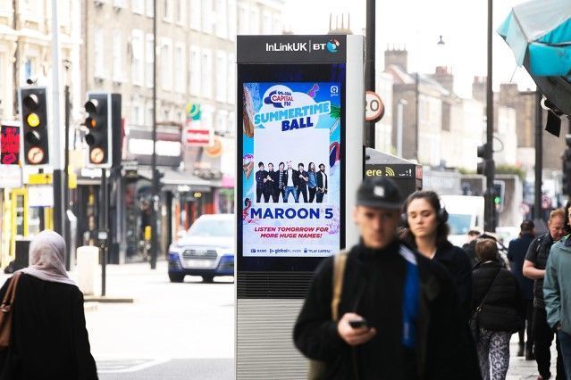 primesight's tweet image. . @global making themselves known on our @InLinkUK screens. Come one, come all to the Summertime Ball 🙌 🎧 

#DOOH