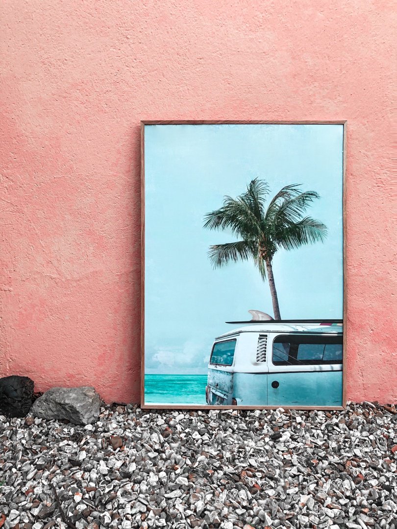 LocalEllen's tweet photo. What is your favorite painting that you could never live without? I love the color contrast with this painting and the wall. 
.
.
#paintings #ezbrooksidepc https://t.co/qj7eNWtQdq