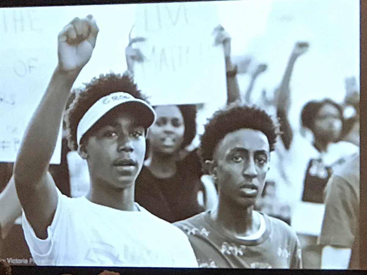 delane392's tweet photo. .@CBTU72 members are discussing the issues that matter most to them in the upcoming #2020Election - #WealthGap #HealthCare #GunViolence #RetirementSecurity #VoterProtection #GoodJobs #CBTUVotes #BeReady2020 https://t.co/trZL6pauy9
