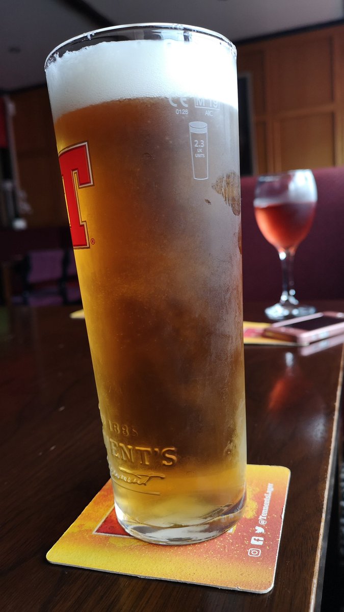 scottduncan6's tweet image. Afternoon beers can&apos;t beat it #kidsareawayadultswillplay