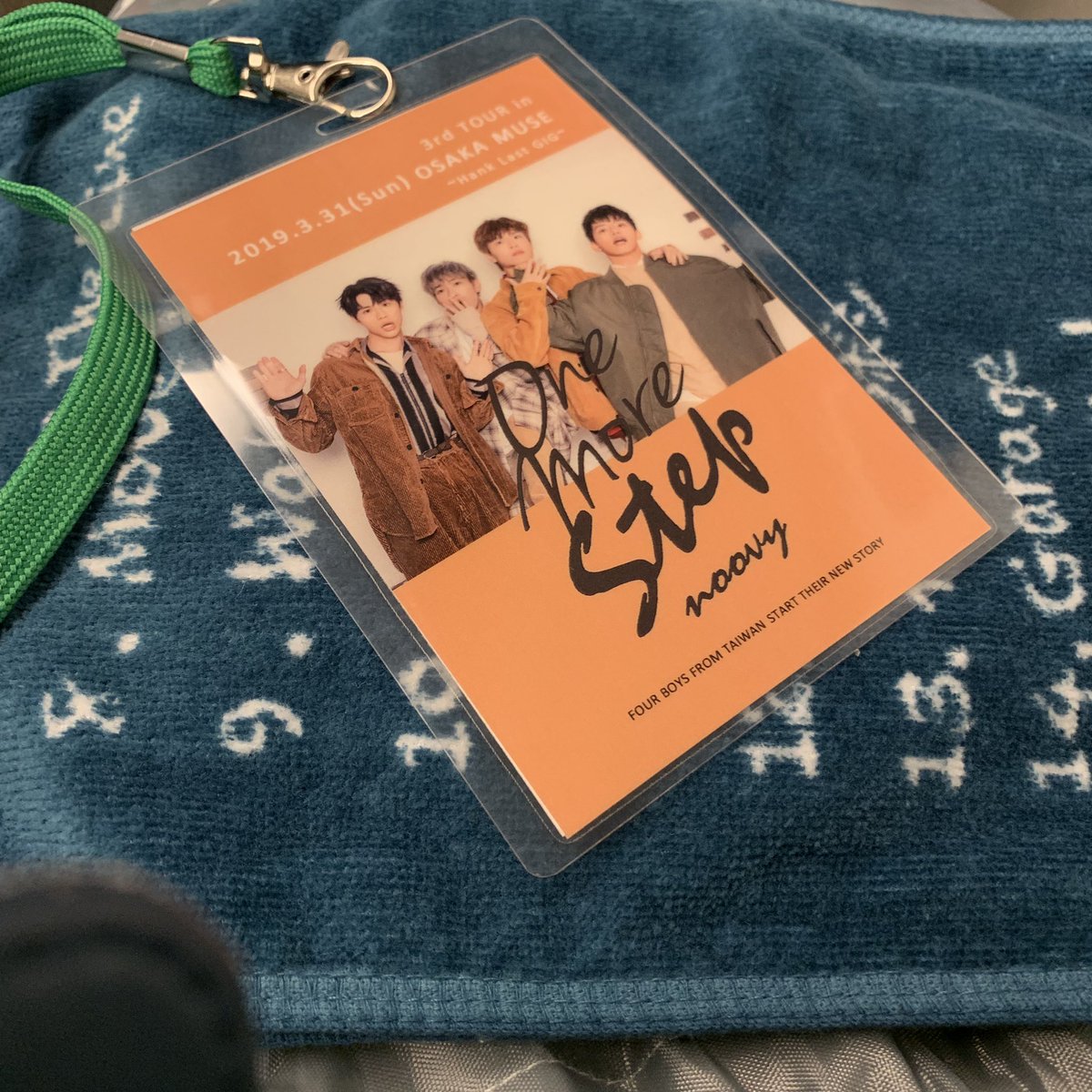 torimimi1's tweet photo. #OnemoreSteptour #noovy
ツアーグッズ。
これnoovyらしい気がして好き。 https://t.co/0eWP8P68FA