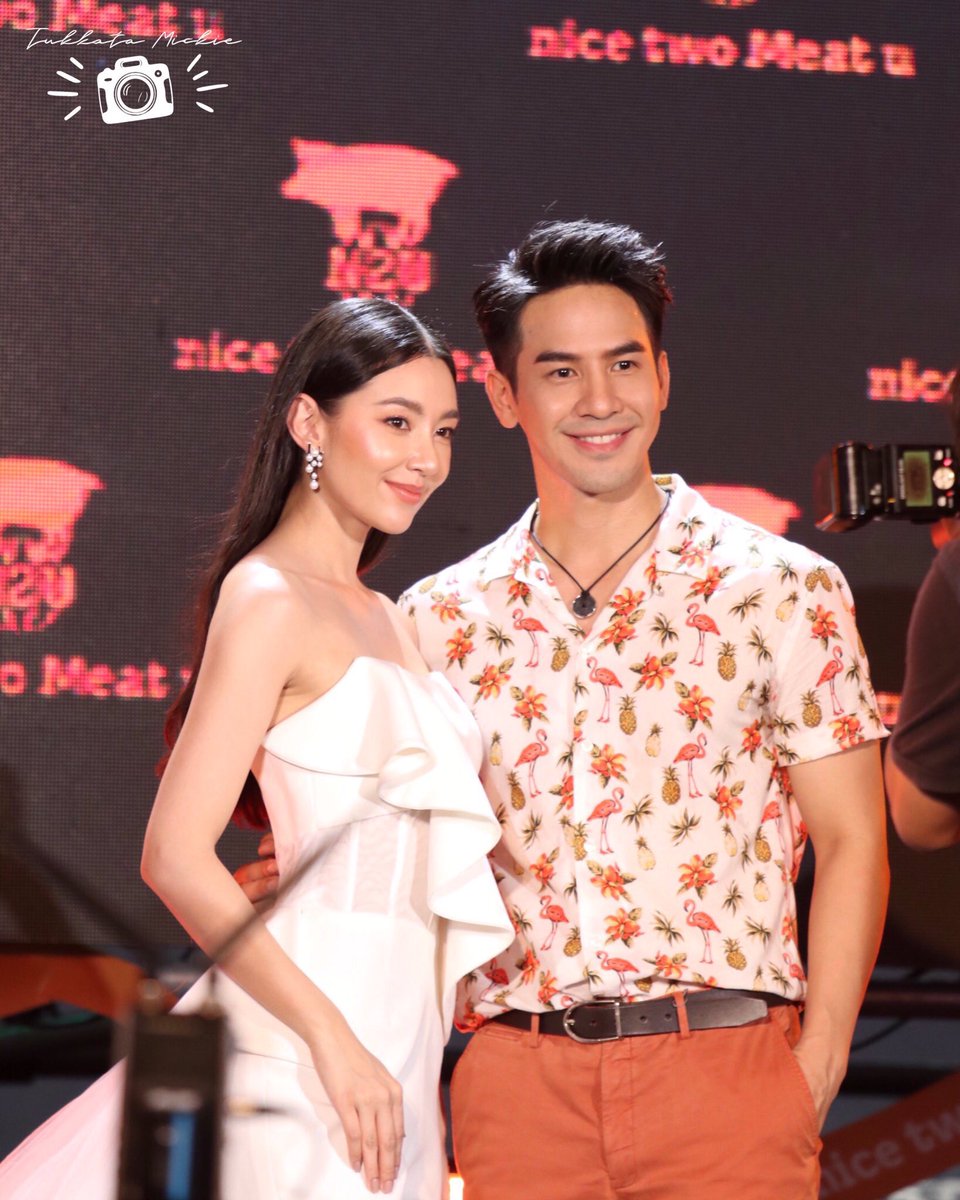 mine0__0's tweet photo. จังหวะสองภาพนี้..มันดีส์..ขอบคุณช่างภาพ😘😘 เครดิตในภาพ
#โป๊ปเบลล่า https://t.co/zudmA68mjL