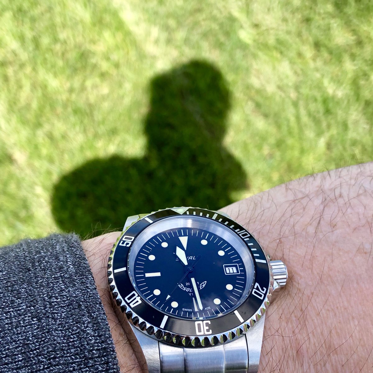 GrailWatch's tweet photo. My go-to knockabout watch. Is it a Sub? Nope! It’s a @SqualeWatches!
#wristshot #squalewatch #squale1545 #divewatch https://t.co/yIr1ifFhQv