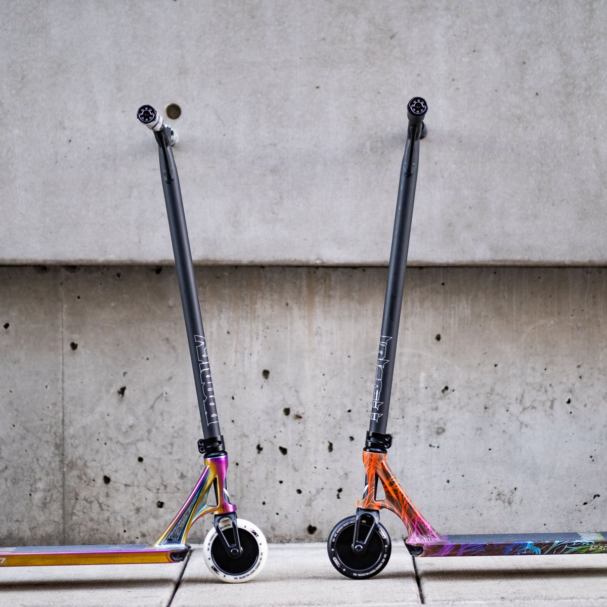 blunt_scooters's tweet photo. Oil Slick 🆚 Scratch

#ProdigyS7 #ProScooter #Scooters #BluntScooters https://t.co/24xLgu6a5C