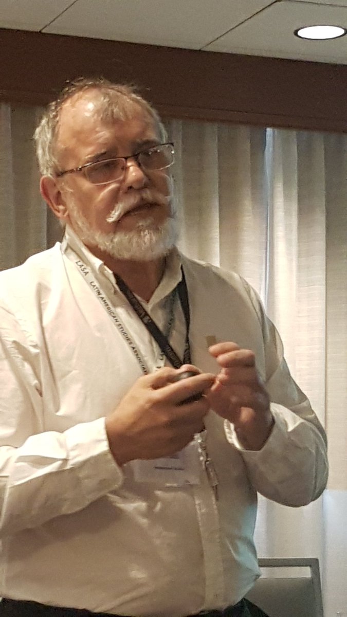 fcerutti's tweet photo. Ayer, en @LASACONGRESS - Boston conferencia sobre: "Un Futuro más Humano" #estrategias #LASA2019 #tecnología #humamos. https://t.co/HKdx3aMT39