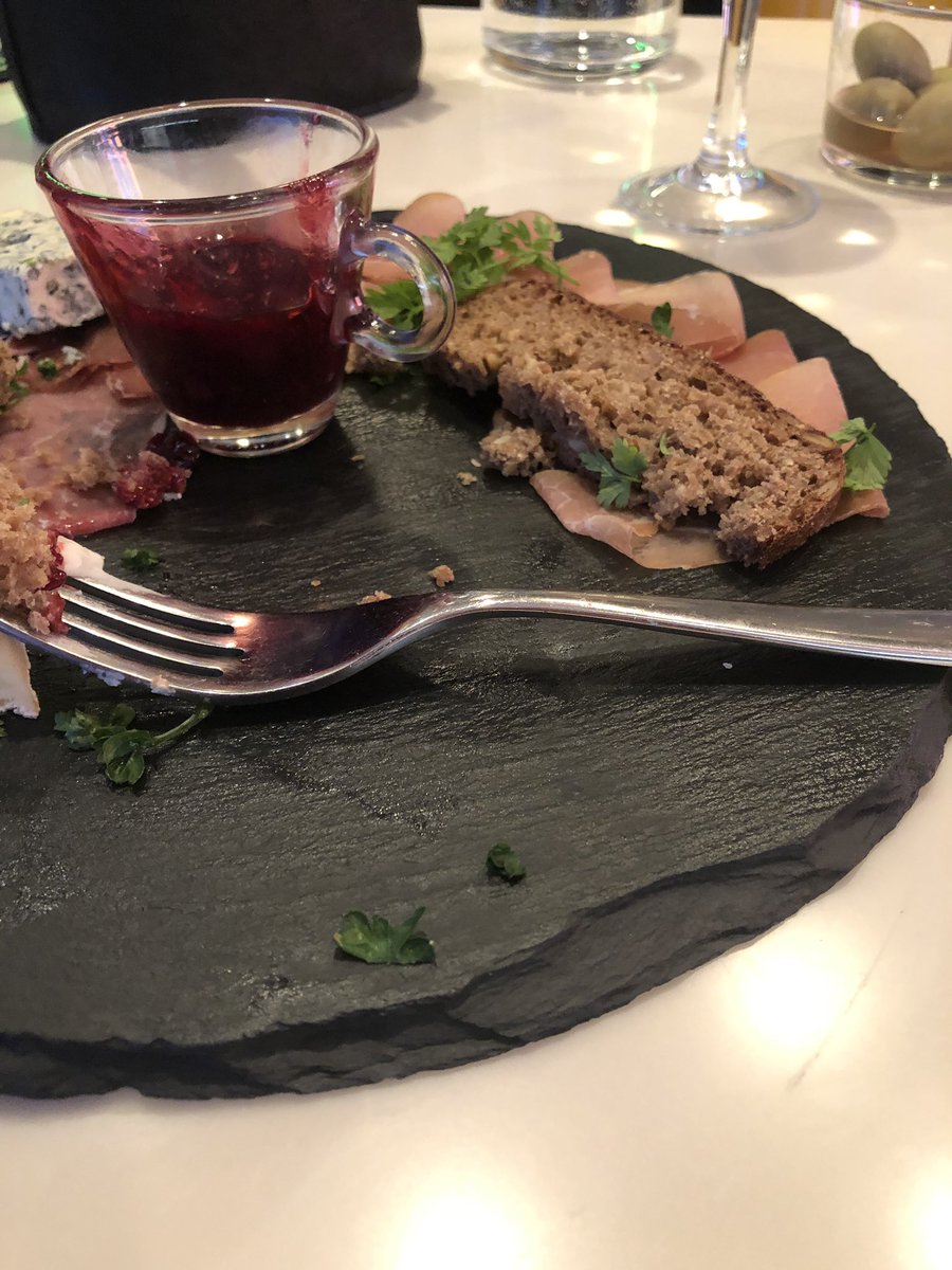 DivaQBBQ's tweet photo. I like this charcuterie plate but seriously I feel for the waitstaff slugging slate. Nothing wrong with regular plates. #bringbackplates ๐ https://t.co/uBOkoHIQ7h