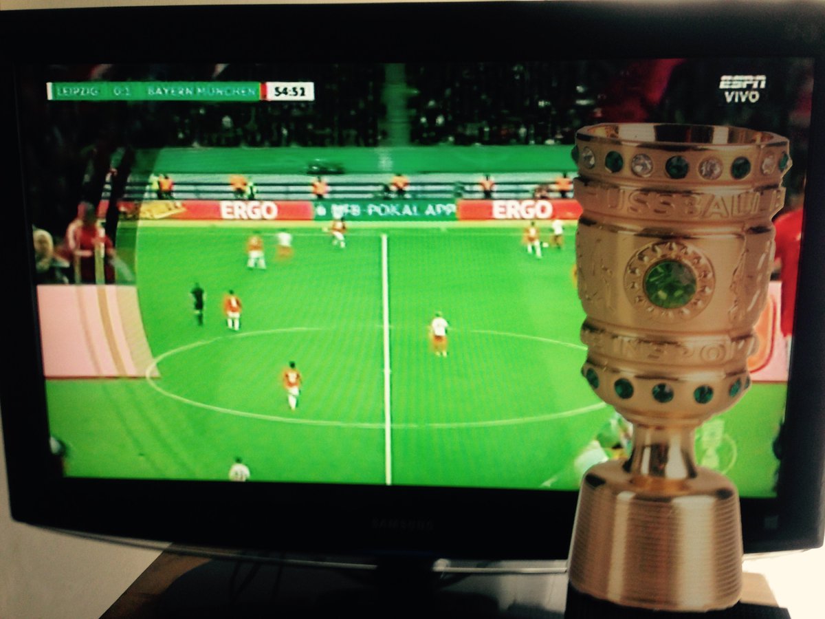 BayernCDMX's tweet image. Saludos desde la Ciudad de México 🇲🇽 #MiaSanMia #pokalFinal #RBLFCB #POKALXESPN #MiaSanMex #MiaSanCDMX #Bayern